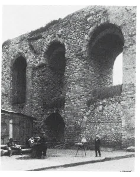Northern view of the arches 27 to 29 of the Valens Aqueduct bridge, situation around 1930